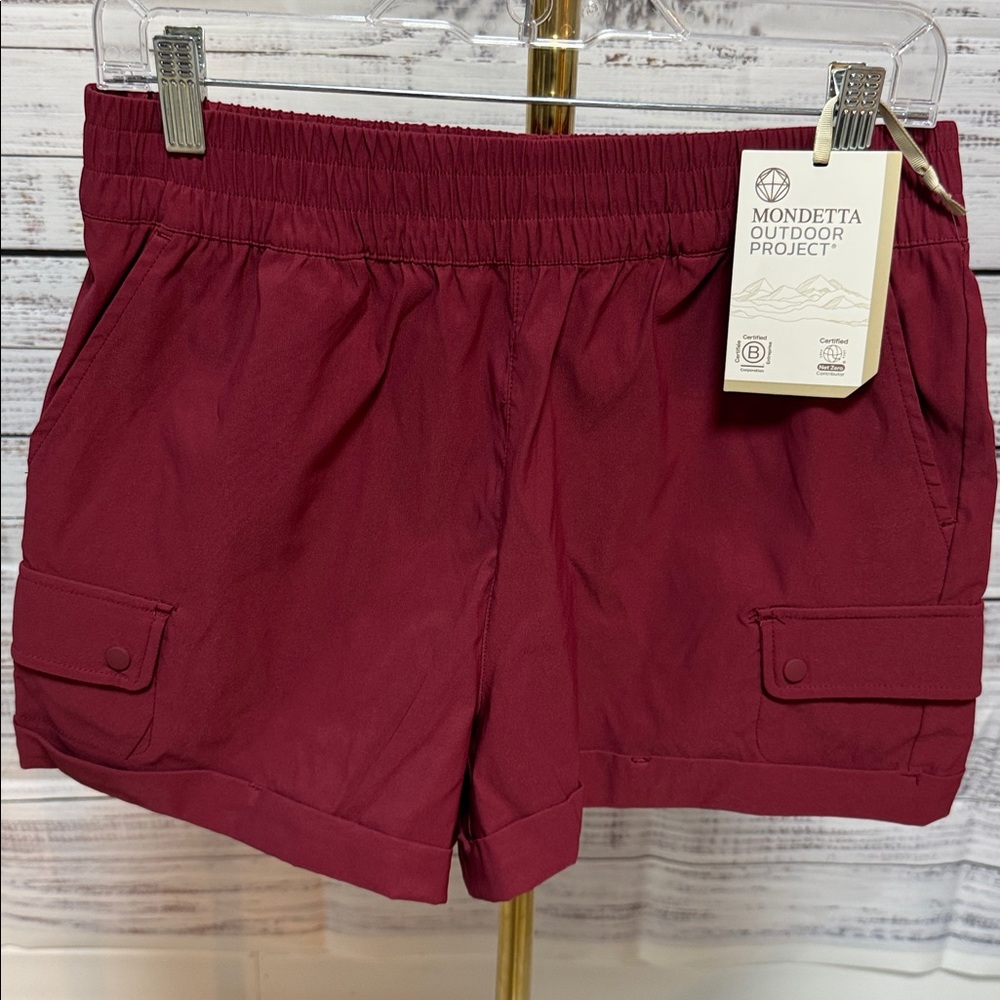 Mondetta Rhododendron High Waist Shorts
